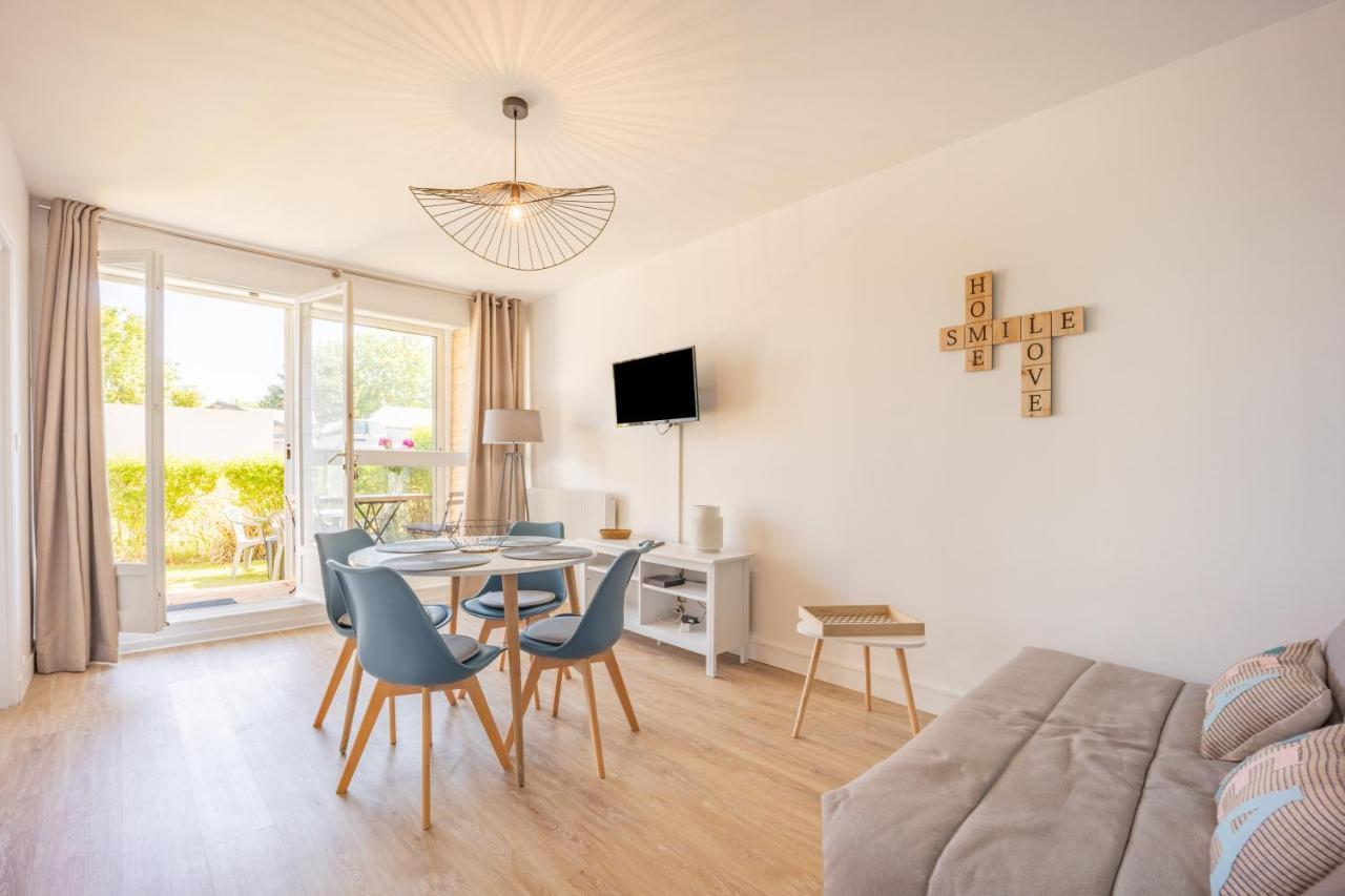 Sword Apartment Luc-sur-Mer Exterior photo